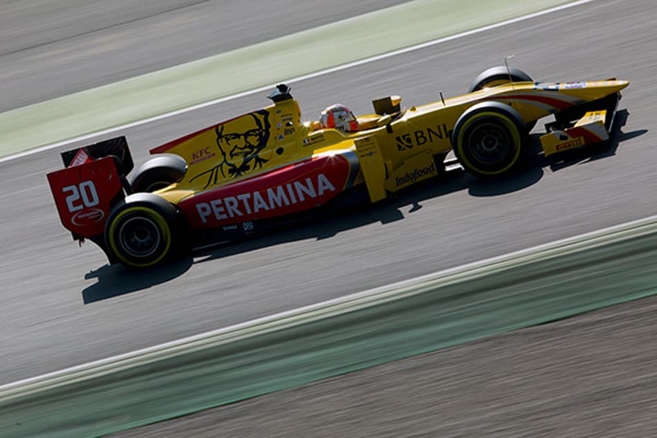 Norman Nato lidera último dia de testes da F2