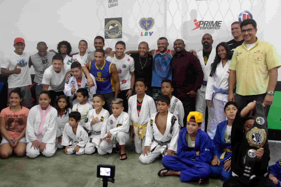 José Aldo, Léo Santos, Marlon Sandro, Dudu Dantas e Hacran Dias prestigiaram projeto