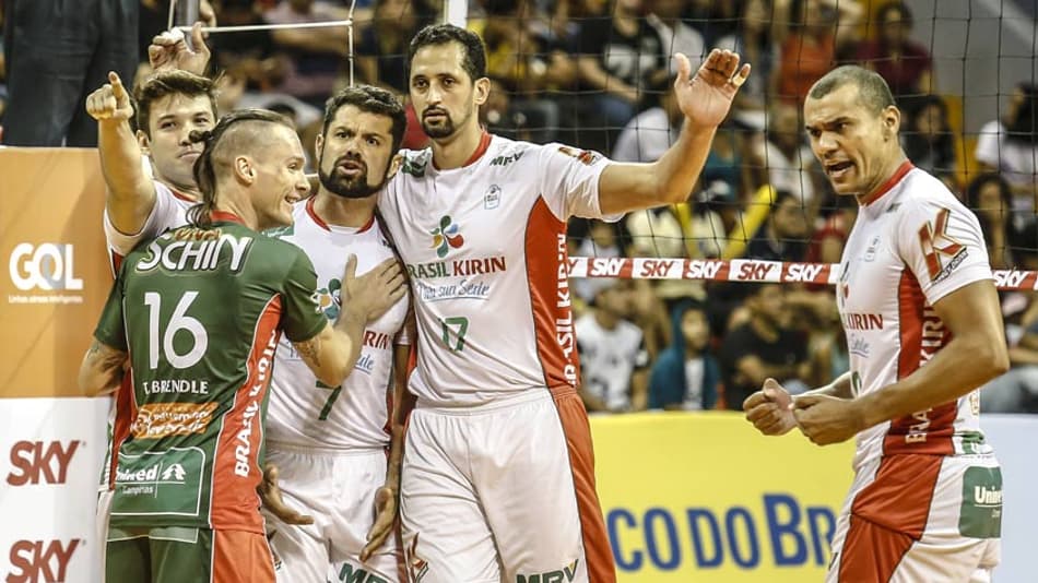 Vôlei Brasil Kirin vence duelo equilibrado contra Montes Claros