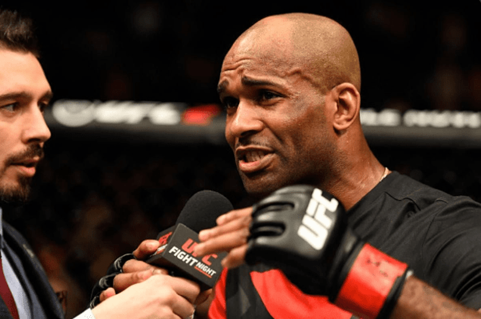 Manuwa diz não se interessar por luta com Jones: ‘Ele toma esteroides’
