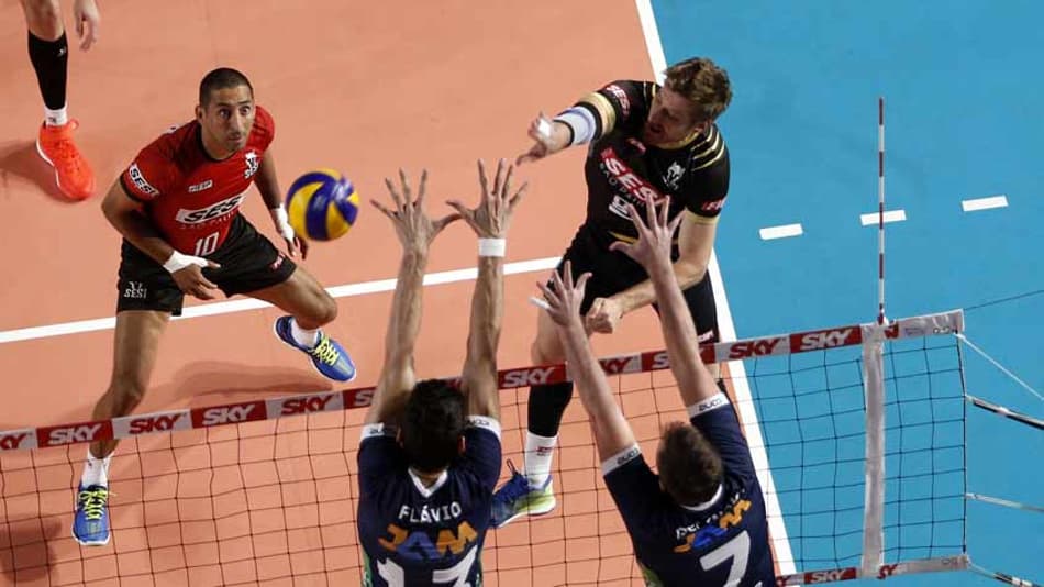 Sesi-SP vence novamente e está a um passo das semifinais da Superliga