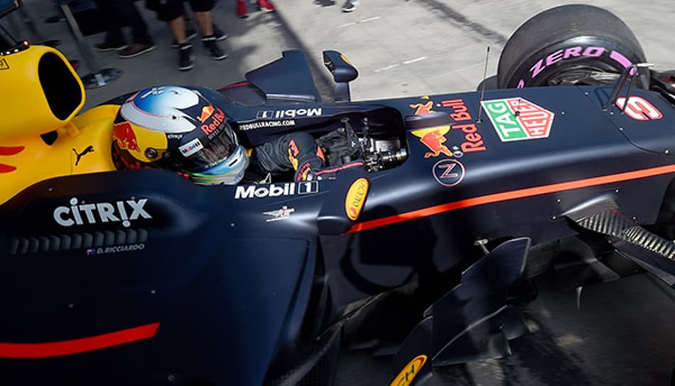 Ricciardo: "Eu não bato com frequência, estava forçando para encontrar os limites"