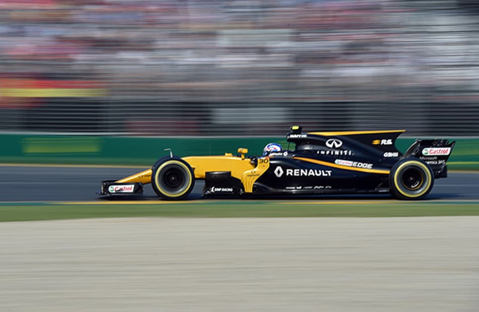 Force India diz que Renault está evoluindo “mais rápido do que o esperado”
