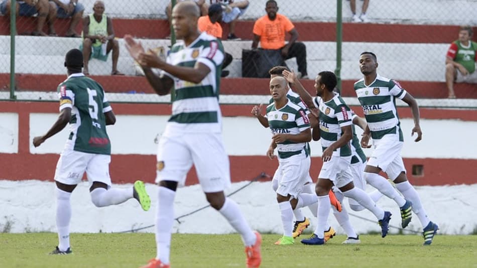 Julio Cesar comemora gols em cima do Flu e traça planos para a sequência da temporada