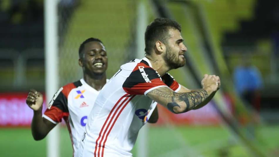 ATUAÇÕES: Autor do gol do Fla, Vizeu é o melhor contra o Volta Redonda