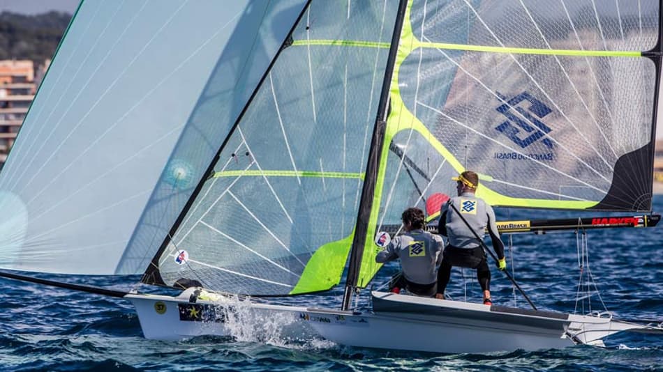 Dupla brasileira terminou em terceiro na primeira regata desta quinta