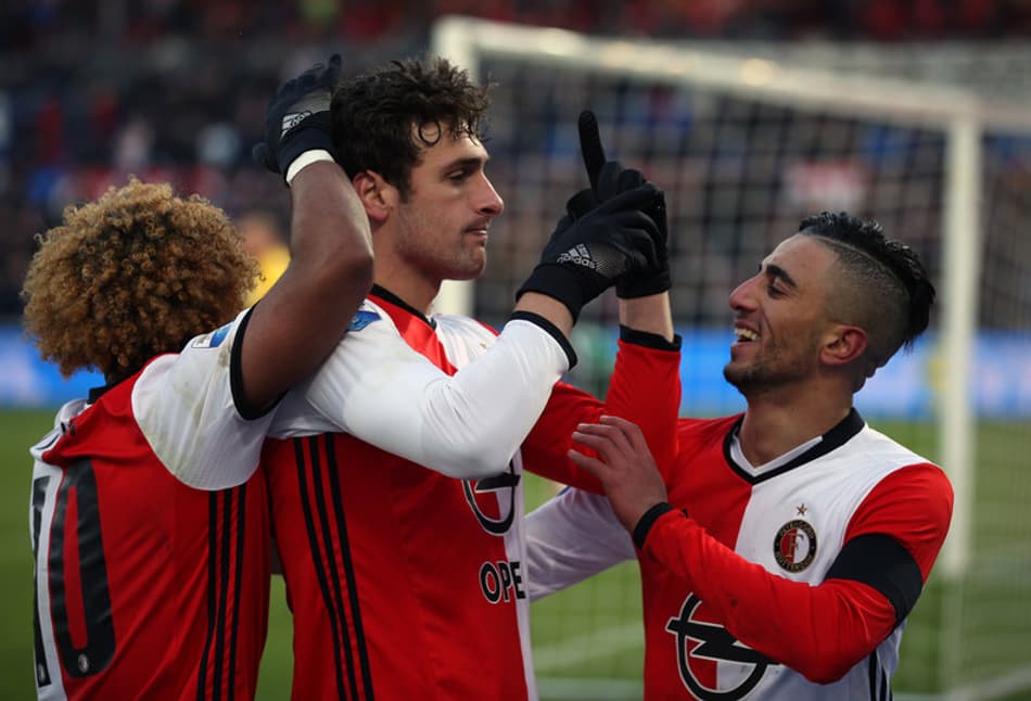 Feyenoord se classifica para a fase de grupos da Europa League