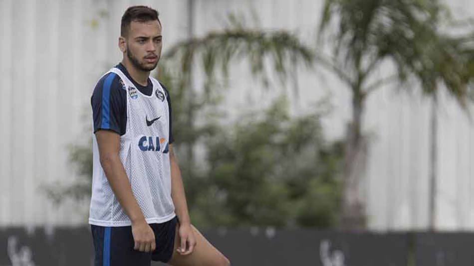Com Maycon pela esquerda, Timão deve ter seis mudanças neste sábado