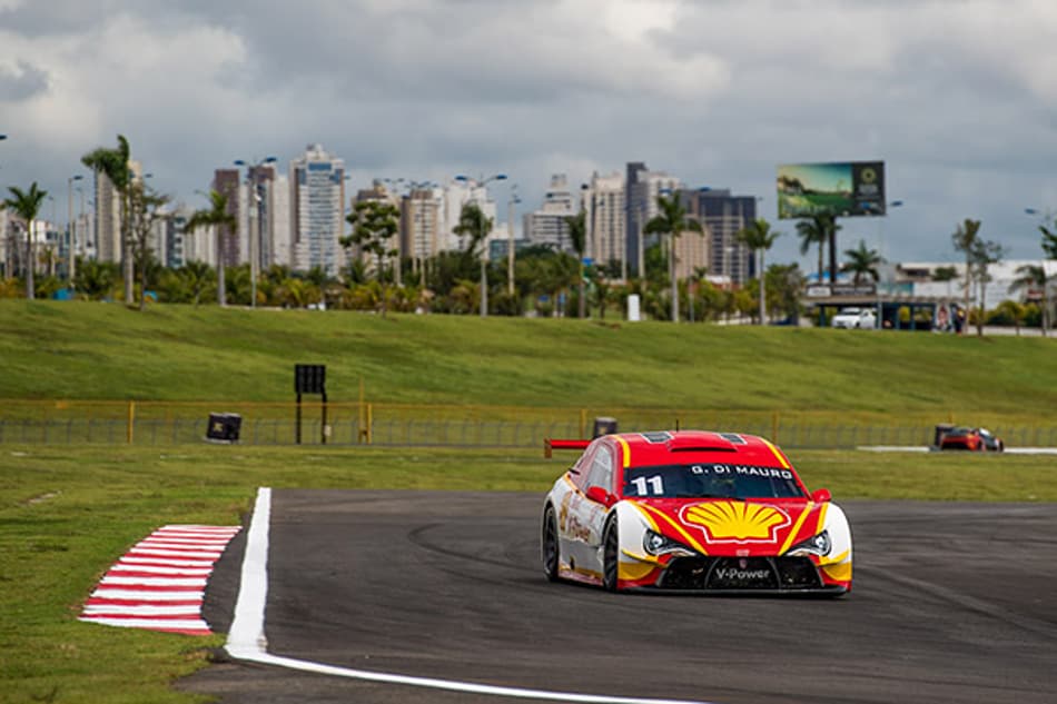 Gaetano di Mauro crava o melhor tempo no primeiro dia do Brasileiro de Turismo