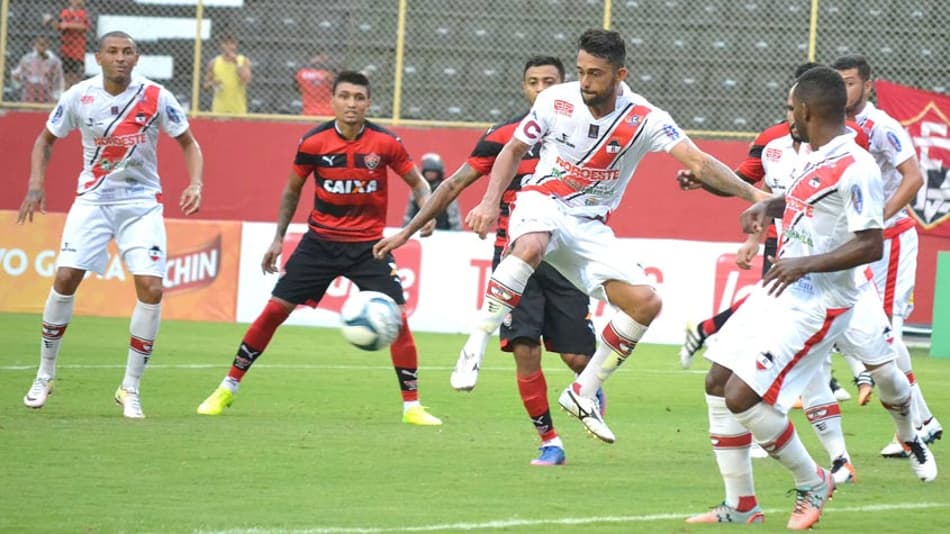 Às escuras, Vitória bate o River-PI por 1 a 0 e se garante na semifinal