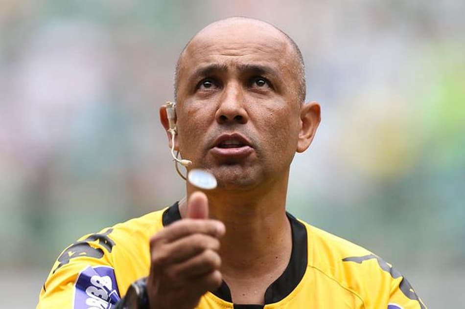 Árbitro da final do Paulista estreia na Série A no fim de semana
