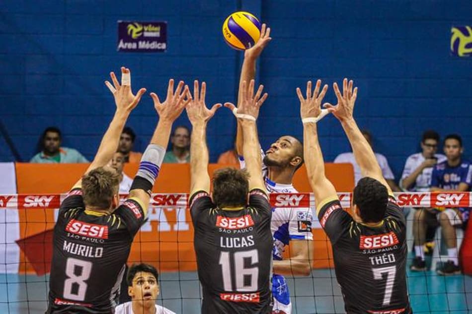 Vôlei: Em jogo quente, Funvic Taubaté vence Sesi-SP