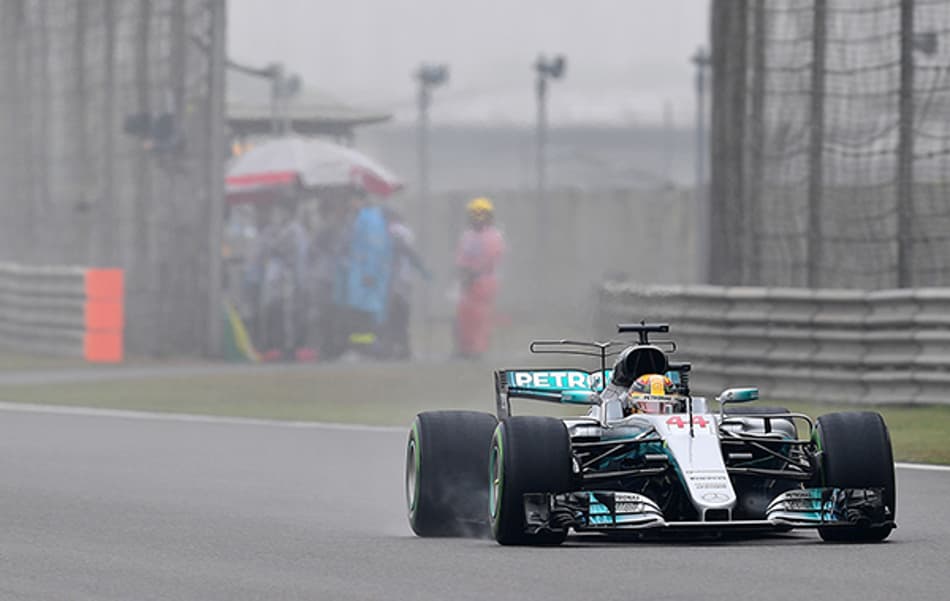 Hamilton: “Não ter o treino é duro para os fãs de todo mundo”