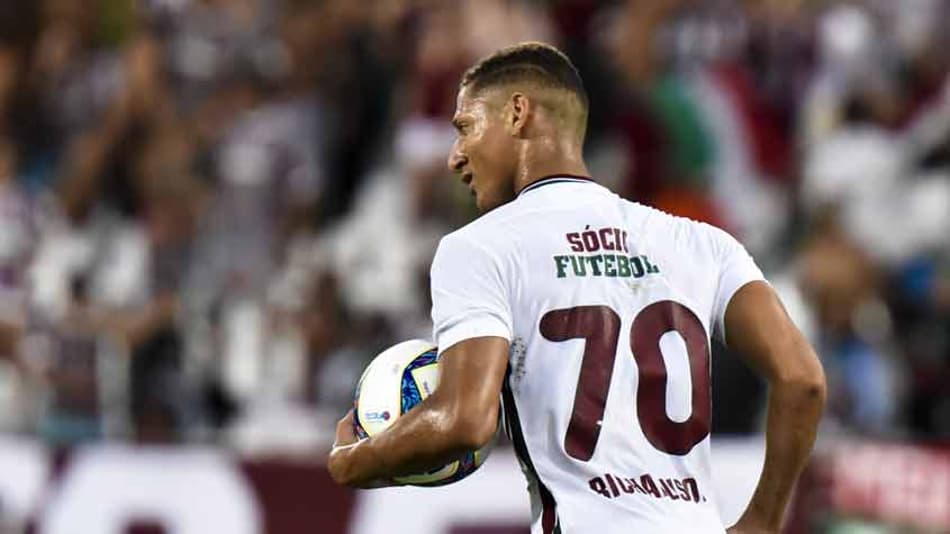 Richarlison lamenta erros em bola parada e Marquinho dá méritos ao Botafogo
