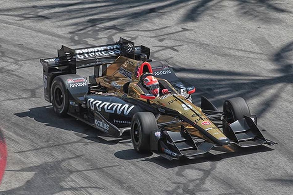 Hinchcliffe comemora vitória em Long Beach: "É bom vencer aqui, uma pista que amo tanto"