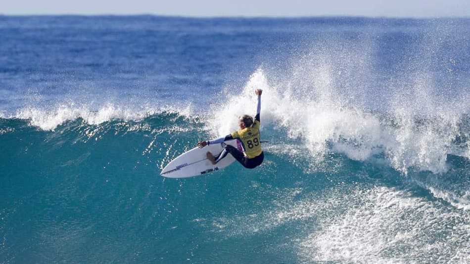 Sally leva pontos no pé, mas não sabe se seguirá em Bells Beach
