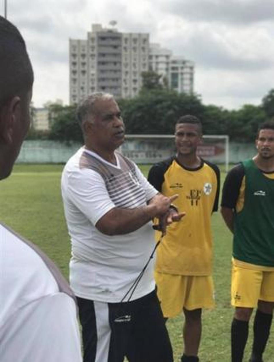 Após campanha fraca, Ademir Fonseca não é mais técnico do Resende
