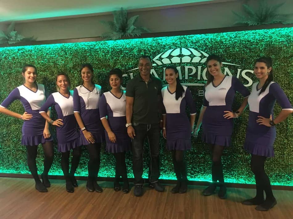 Cafu vê vitória de camarote e aponta Palmeiras como candidato ao título