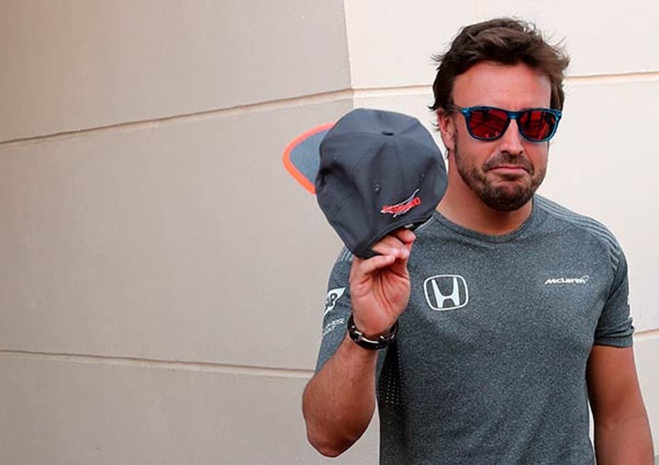 Barrichello alerta: “Alonso deve ‘esperar o inesperado’ em Indianápolis”