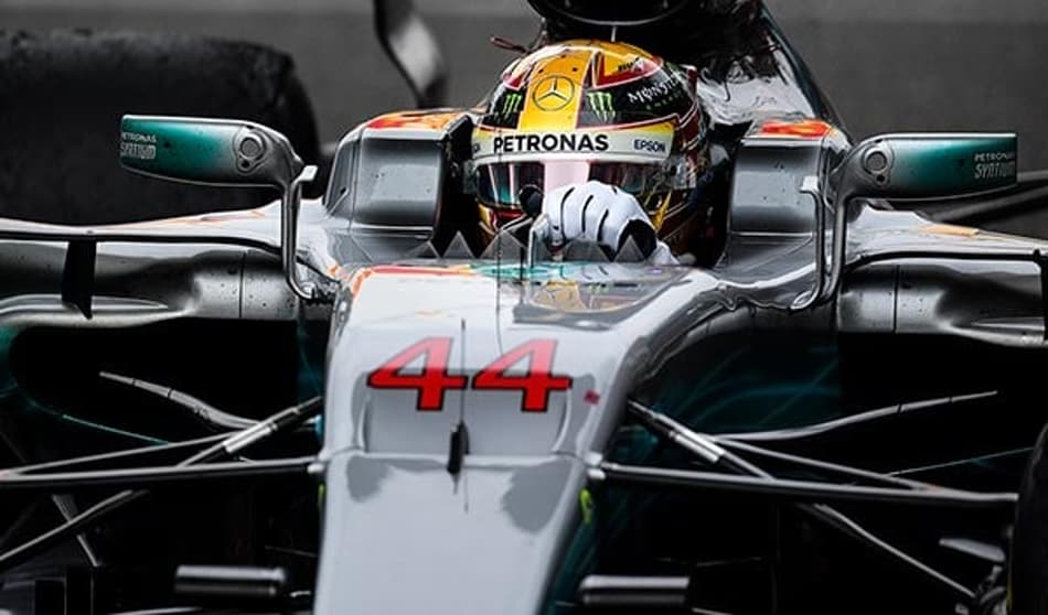 F1 no Bahrain: Hamilton é o mais rápido no primeiro dia de testes