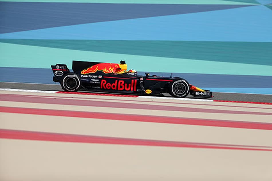 Testes da F1 no Bahrain: Daniel Ricciardo lidera manhã para a Red Bull