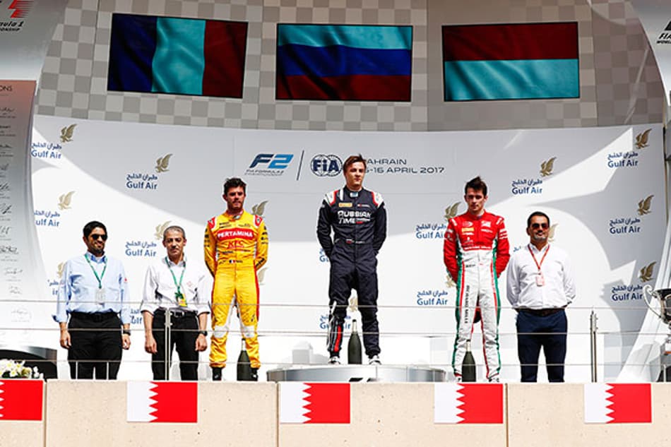 Artem Markelov vence primeira bateria da F2 no Bahrain