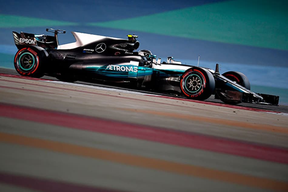 Bottas surpreende e marca primeira pole position da carreira, no Bahrein