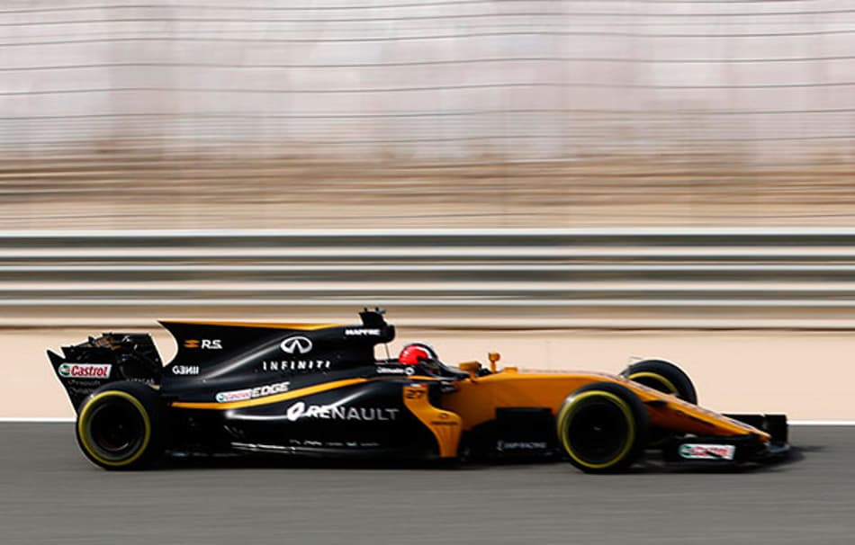 Renault confusa com variação de performance na Espanha