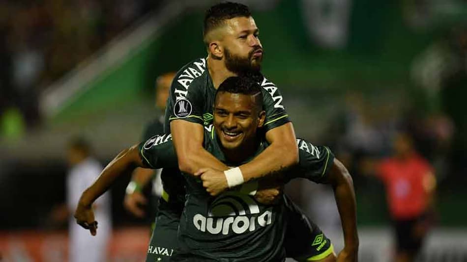 Destaque da Chape, Reinaldo entra na Seleção das Estatísticas da Libertadores