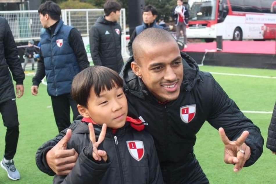 Lukian comemora classificação do Busan IPark na Copa da Coreia