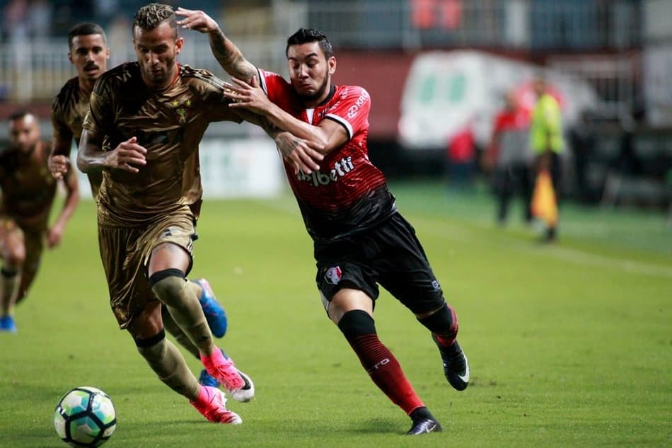 Nos pênaltis, Magrão vira herói e Sport se classifica na Copa do Brasil