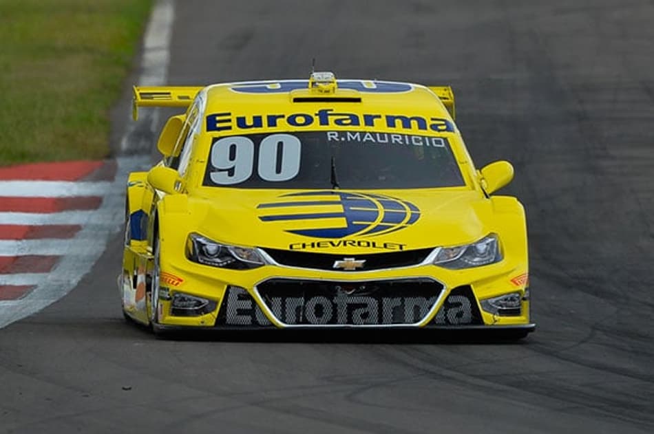 Stock Car: Ricardo Maurício domina primeiro treino no Velopark