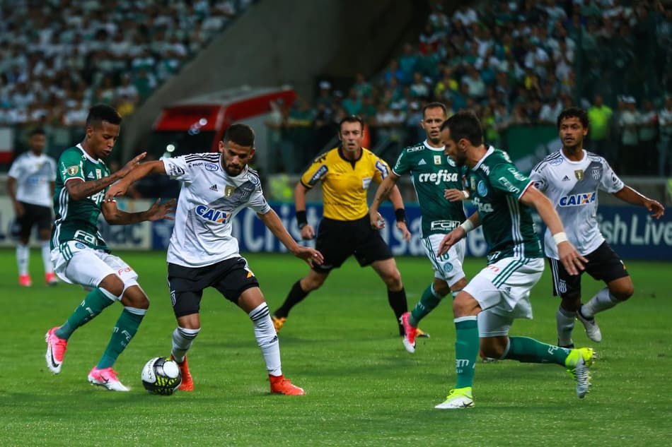 Imagens de Palmeiras 1 x 0 Ponte Preta, no Allianz