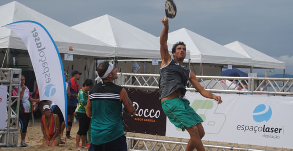 7ª etapa da Liga Nacional de Beach Tennis tem decisões neste domingo na praia do Flamengo