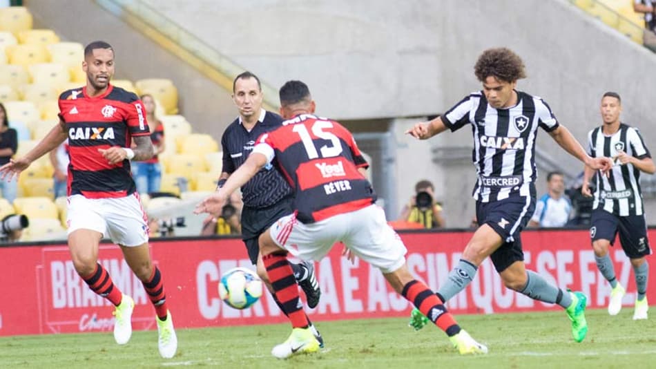 Confira para quando está agendado cada clássico no Brasileirão 2017