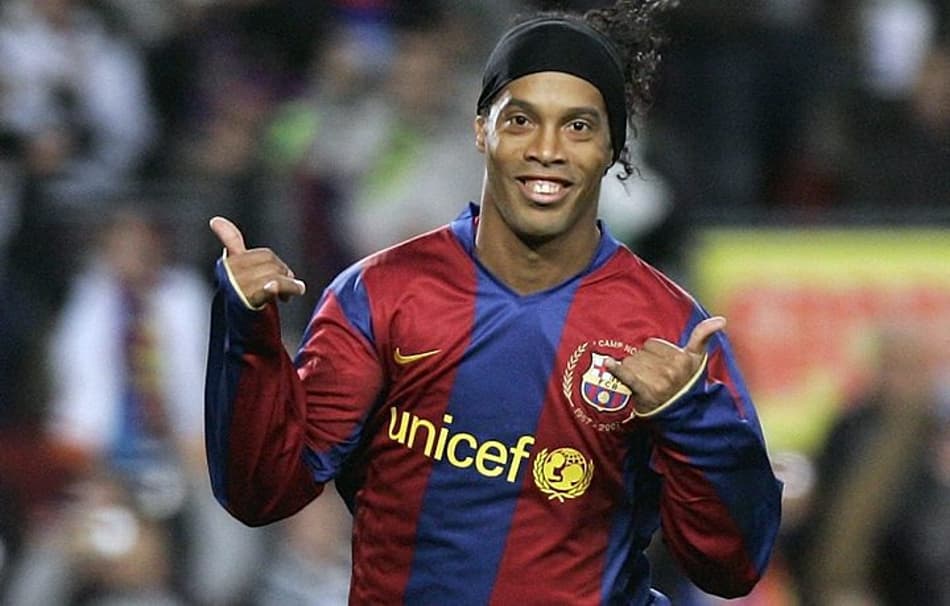 Ronaldinho nega ter saído do Barcelona por desejo de Pep Guardiola