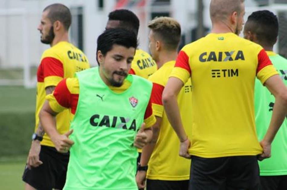 Vitória inicia preparação para duelo contra o Corinthians