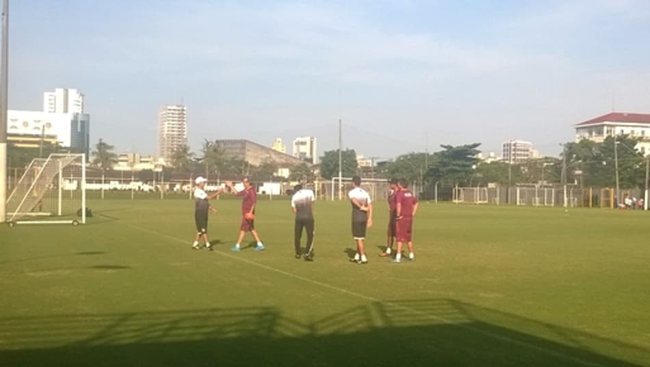 Treino do Paysandu no CT Rei Pelé - Comissão se entrosando