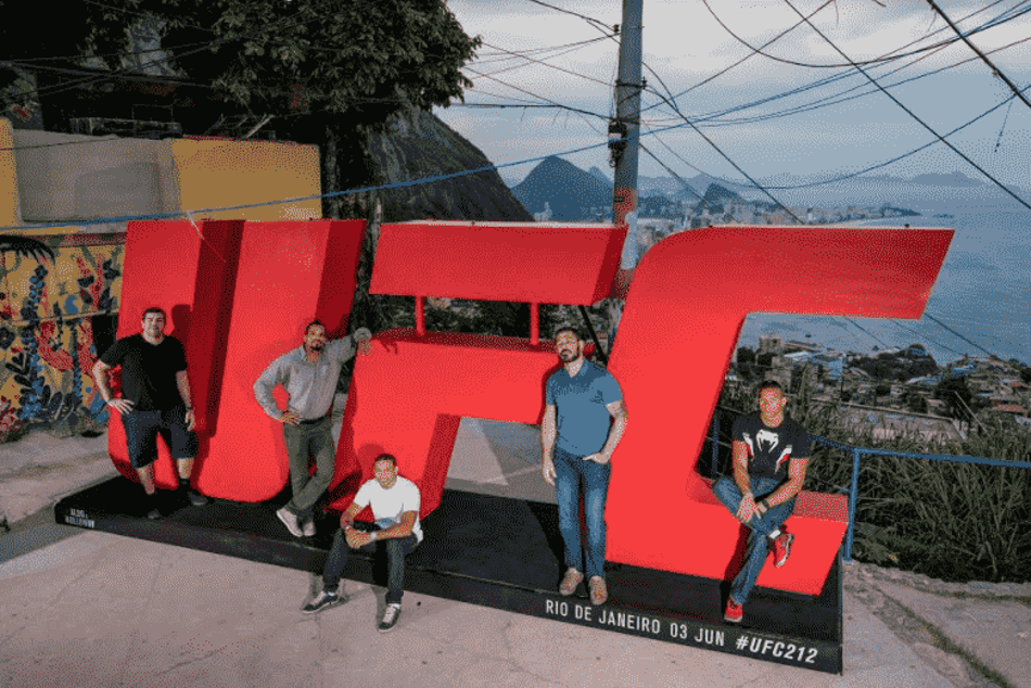 Ação social oferece ingressos para público assistir pesagem do UFC 212