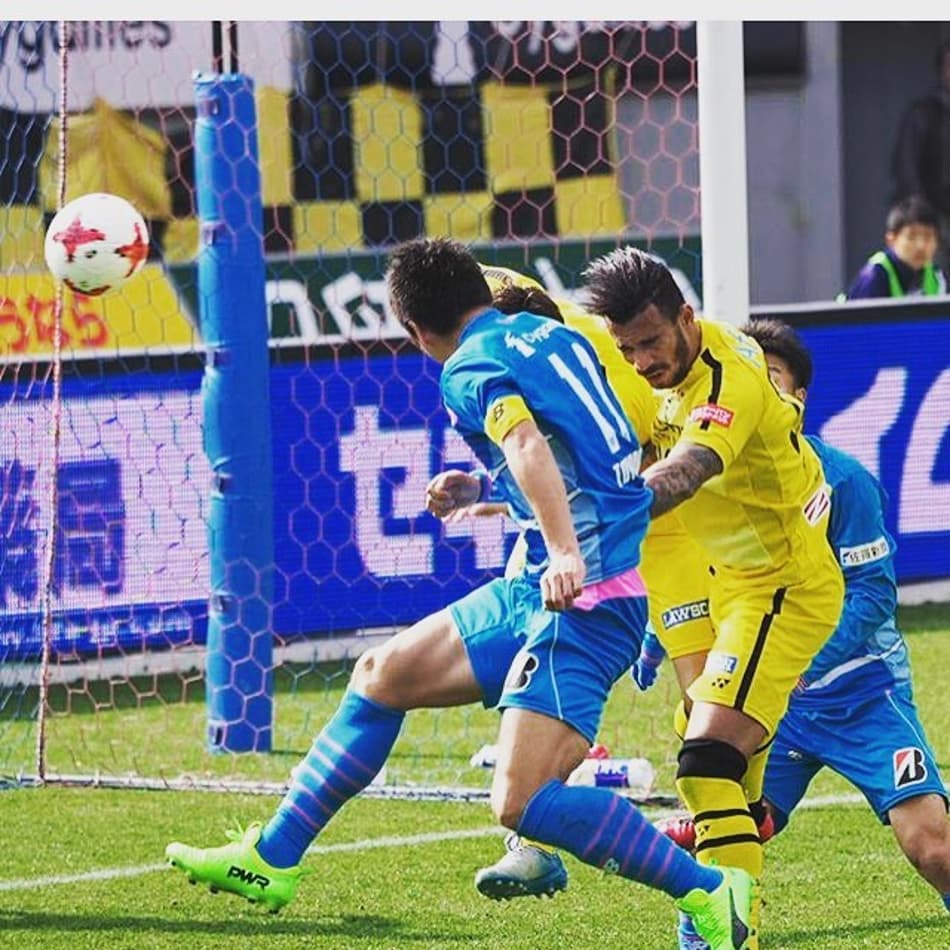 Após terceira vitória seguida do Kashiwa, Ramon Lopes acredita no título