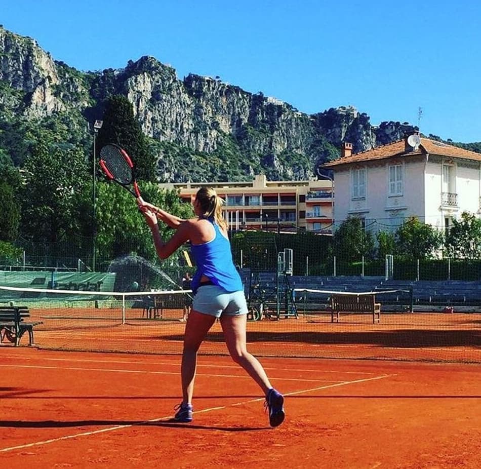 Kvitova está de volta aos treinos de olho em Roland Garros