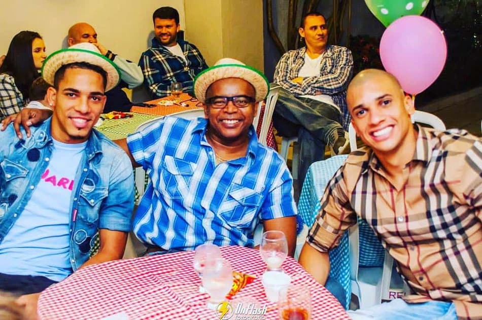Gilberto durante momento de lazer curtindo uma festa junina. Confira a seguir outras imagens dele