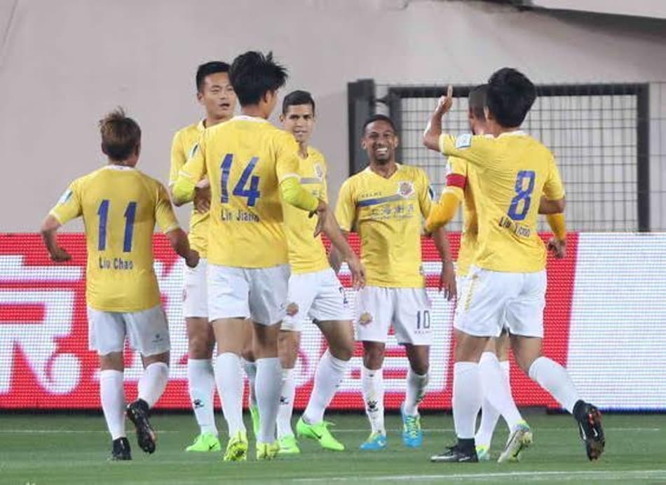 Biro Biro faz golaço, e Shanghai Shenxin avança na Copa da China