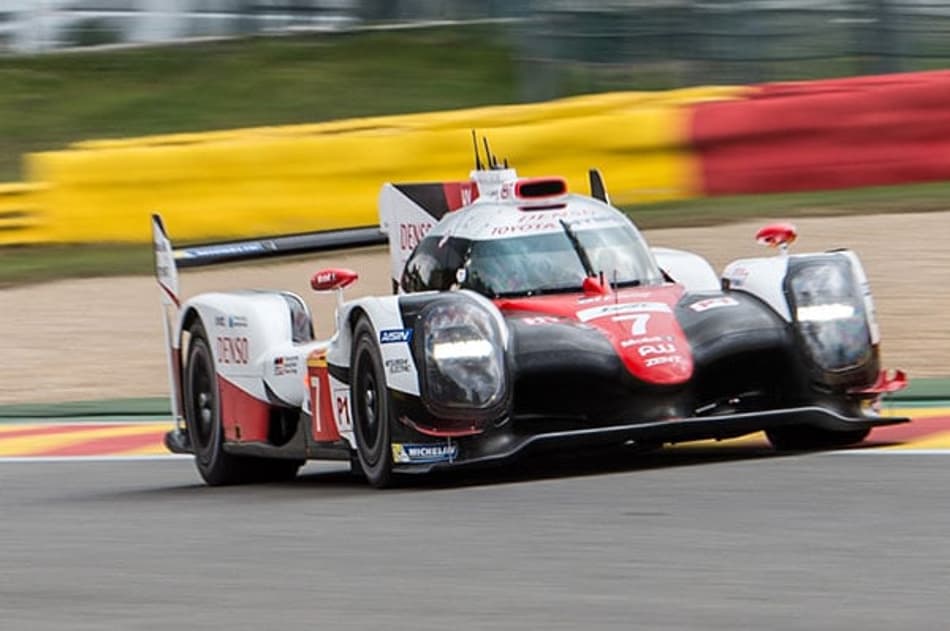 Porsche e Toyota descartam acomodar Alonso para disputar Le Mans em 2018