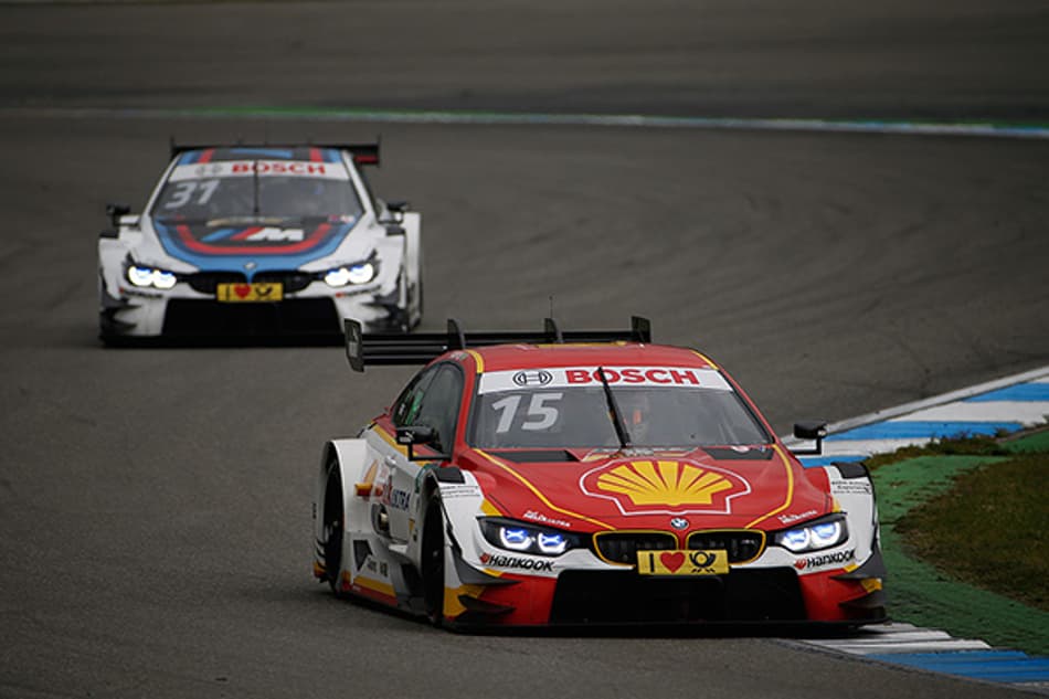 Farfus é acertado e forçado a abandonar no DTM