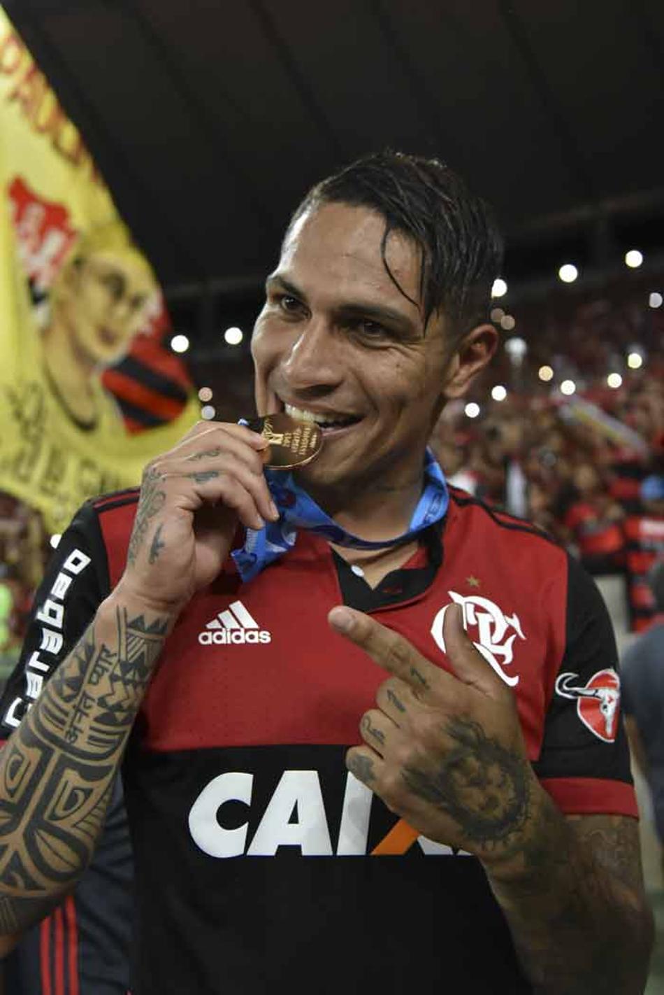 Artilheiro do Carioca, Guerrero enaltece força do elenco: 'Dá prazer jogar com esse grupo'