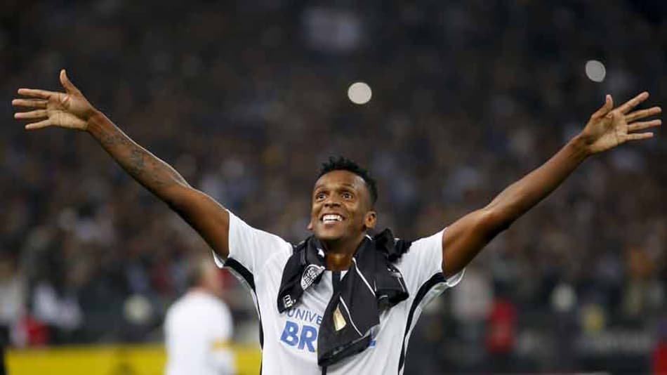 Vida nova, artilharia e o 'primeiro' Paulista: Jô vira exemplo no Timão