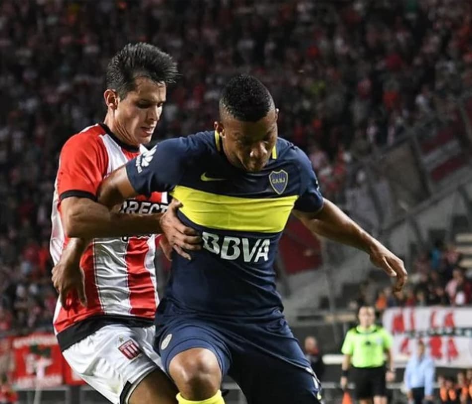 Lateral do Boca Juniors é vítima de racismo no campeonato argentino
