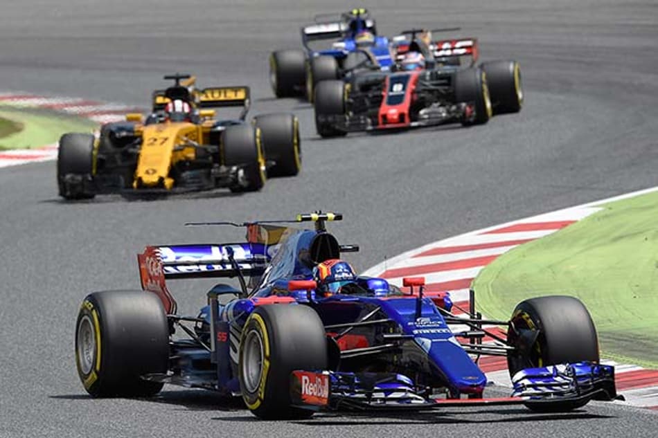 Toro Rosso comemora desempenho com dois carros no Top 10