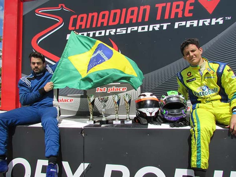 Brasileiro supera obstáculos para vencer na Fórmula Vee no Canadá